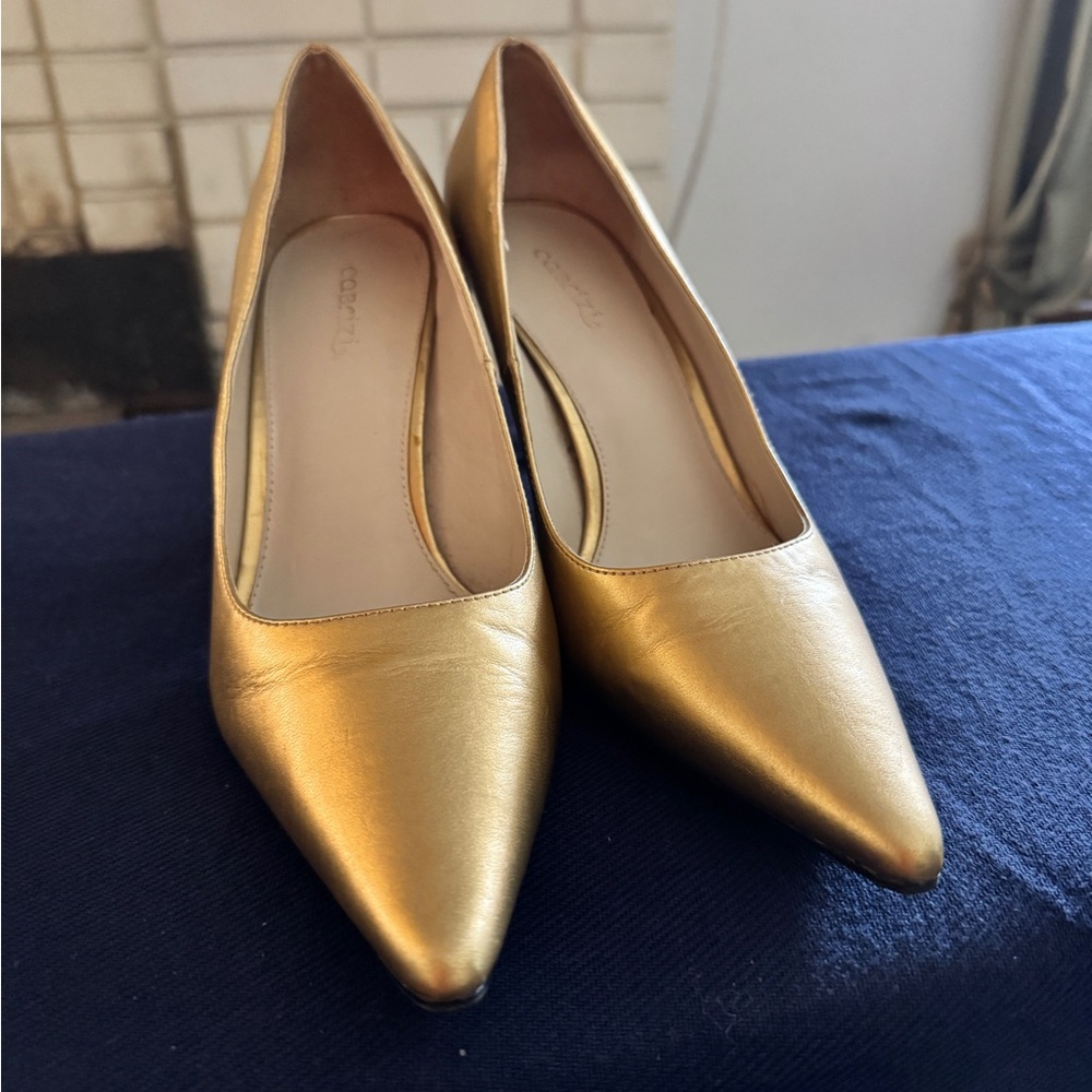 Chic Gold Women's Heels - Picture 3 of 7